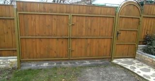 Купить распашные ворота деревянные Анапа, цена от 2750 руб.