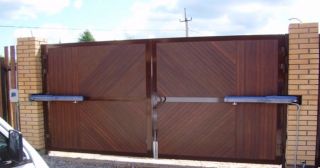 Купить распашные ворота из сэндвич-панелей Анапа, цена от 2750 руб.